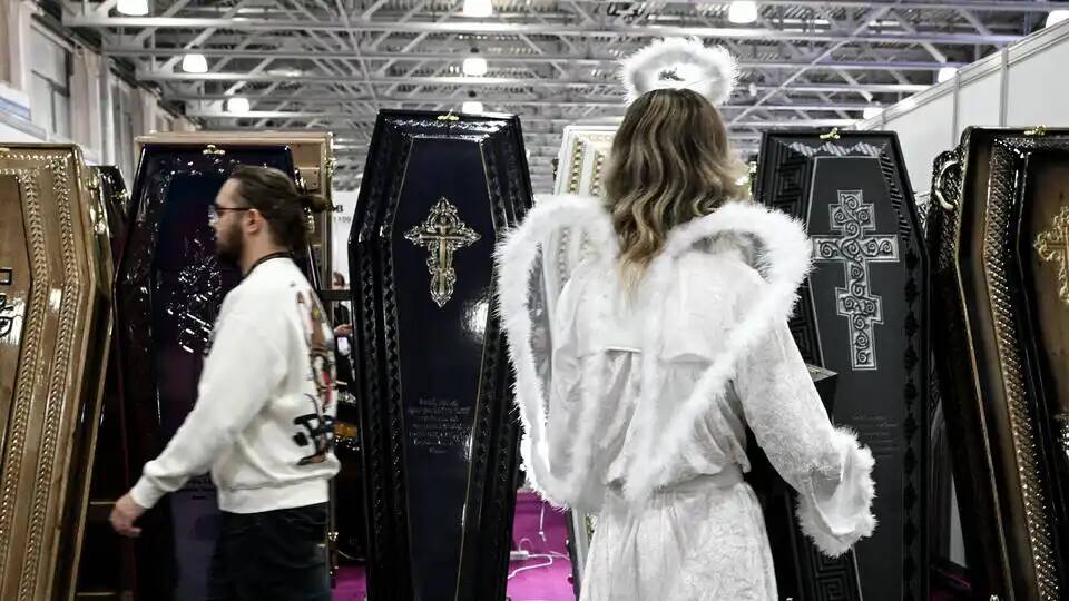 Выставка "Некрополь World Russia – 2023" открылась в Москве